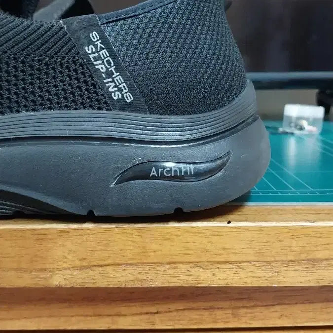 [BUNJANG] Skechers Arch Fit Slip-ins Men&