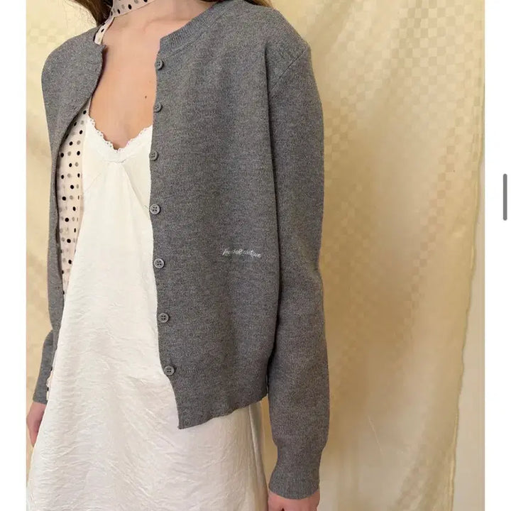 [BUNJANG] 어패럴아카이브 post round cardigan-gray / 어패럴아카이브 post round cardigan-gray