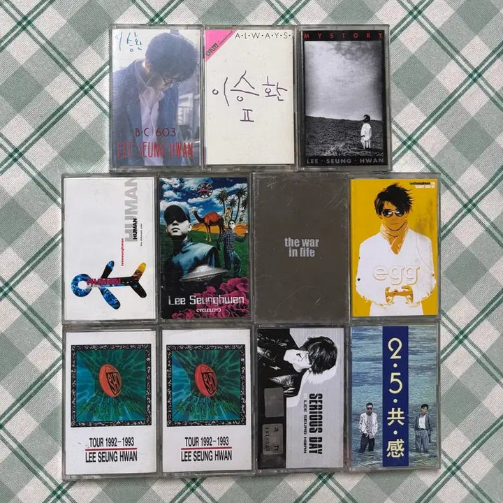 [BUNJANG] Lee Seung Hwan Cassette Tape Bundle (1st Album - 7th Album + Live) / 이승환 1집~7집 + 라이브,이오공감 등 카세트테이프 모음