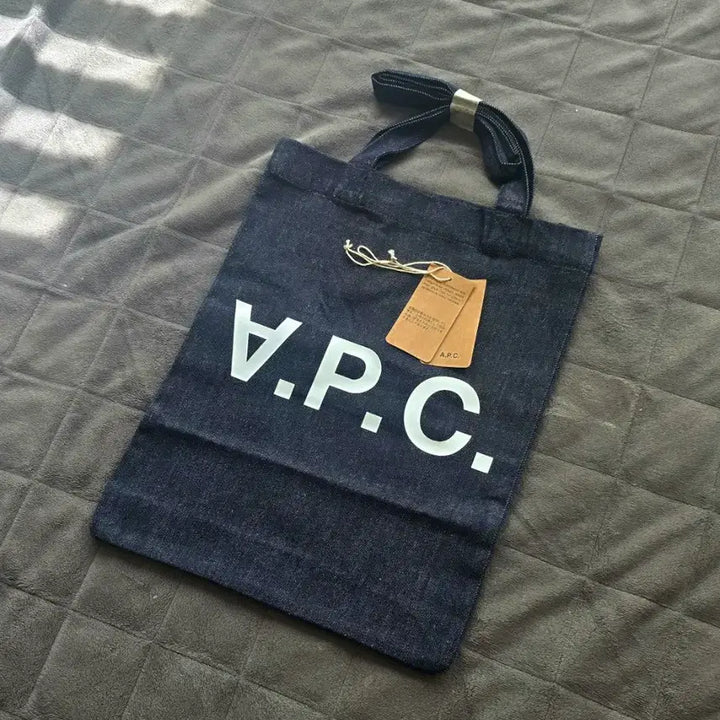[SOLD OUT] 아페쎄 APC 로르 데님 에코백 토트백 가방