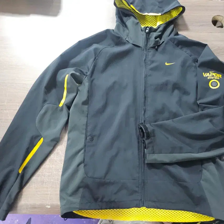[SOLD OUT] 나이키 베이퍼 후드 블랙 바람막이  95