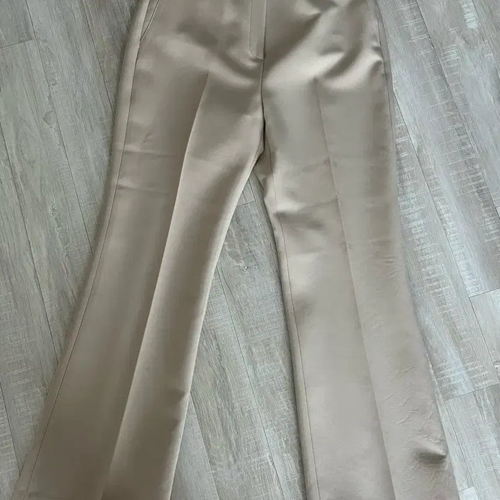[BUNJANG] SIE Beige Slacks New / 시에(SIE) 베이지 슬랙스 새상품
