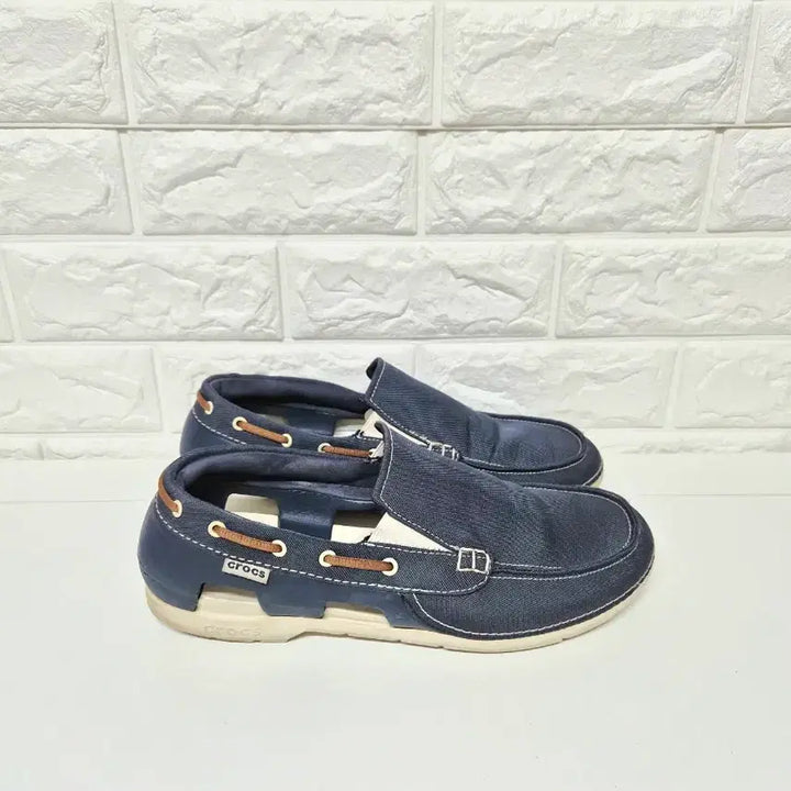 [BUNJANG] Crocs Beach Line Shoes Boat Shoes / 크록스 275 비치 라인 슈즈 보트화