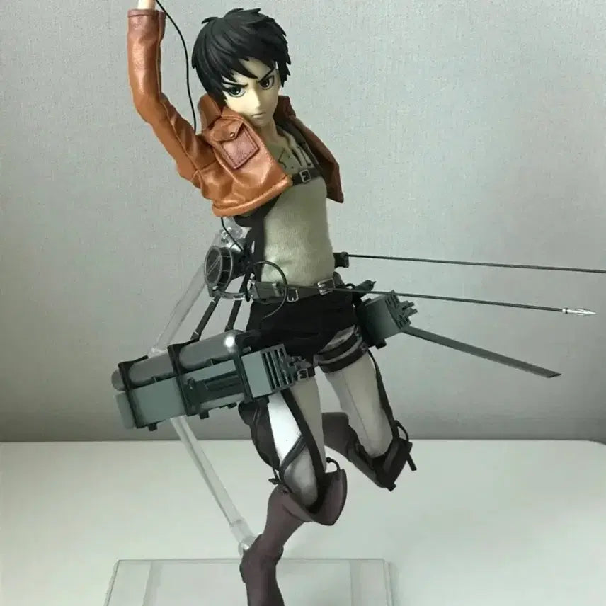 [BUNJANG] Attack on Titan Medicom Toy RAH Eren Yeager Figure / 진격의 거인 RAH 메디콤토이 에렌