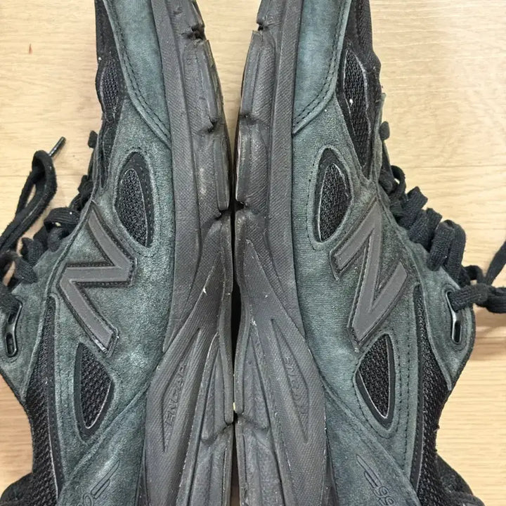 [BUNJANG] New Balance 990 Black Sneakers / 뉴발란스 990 블랙 280-285 사이즈 판매