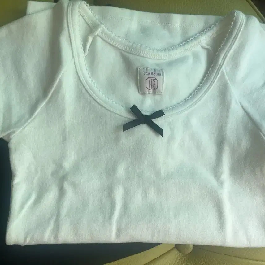 [BUNJANG] TheReum Short-Sleeve T-Shirt / 더름 반팔티