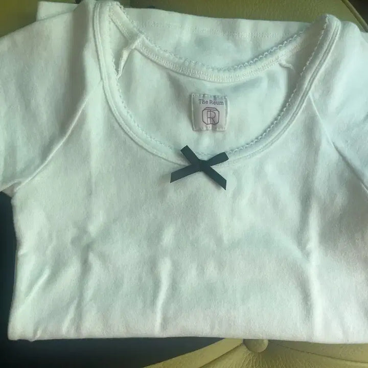 [BUNJANG] TheReum Short-Sleeve T-Shirt / 더름 반팔티