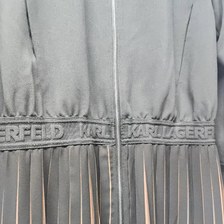 [BUNJANG] Karl Lagerfeld Pleated Long Dress / 칼 라거펠트  점퍼 플리츠 롱 원피스  55