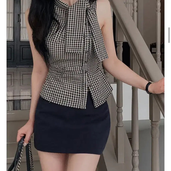 [BUNJANG] Sleeveless Camisole Blouse / 민소매 나시 블라우스 (새상품)