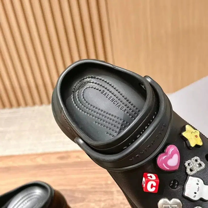 [SOLD OUT] 발렌시아가 x 크록스 콜라보 클로그 38