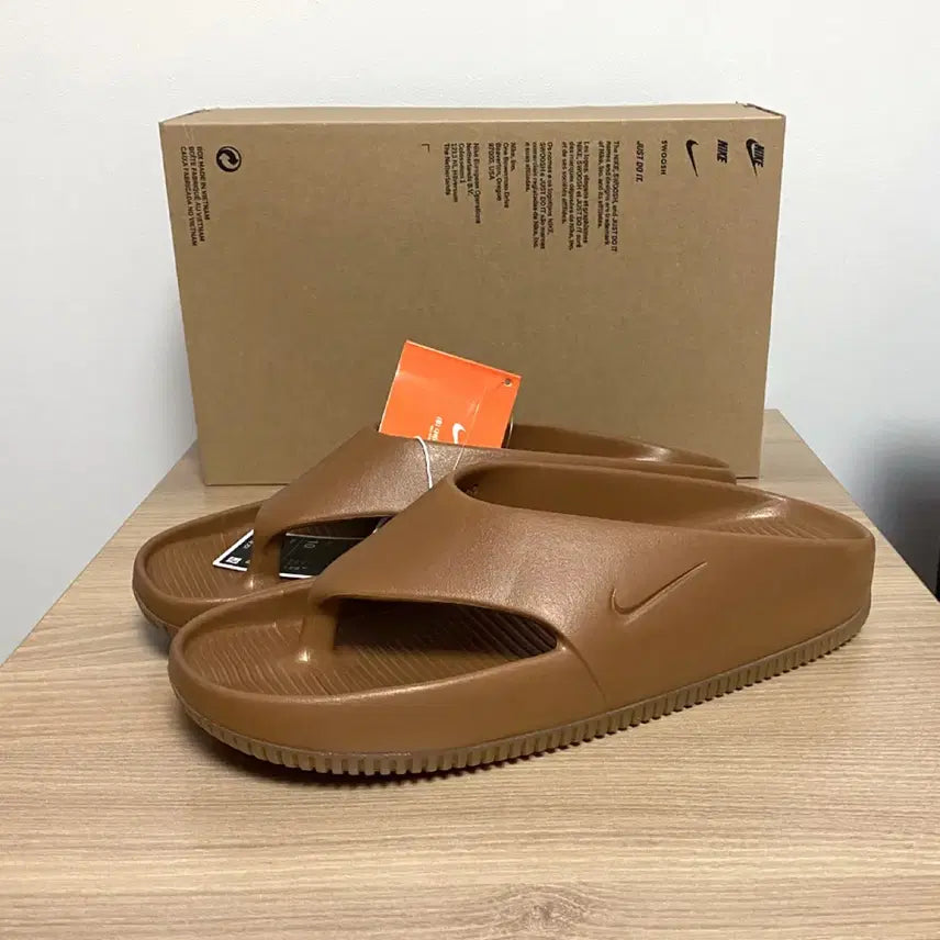 [BUNJANG] Nike Calm Flip Flop Light British Tan 280mm / (새제품) 나이키 캄 플립플랍 280mm 쪼리