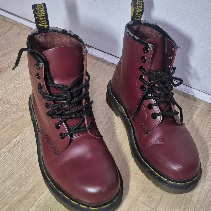 [BUNJANG] Dr. Martens 1460 Cherry Red Boots / 닥터마틴 1460 체리레드 (220mm)