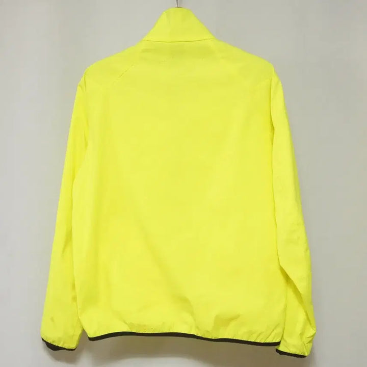 [SOLD OUT] 데상트 형광그린 바람막이 점퍼 남성100