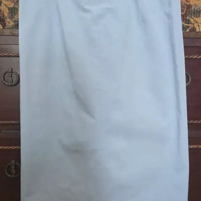 [BUNJANG] MLB Light Blue Midi Skirt / MLB 엠엘비 하늘색 미디스커트(55-55반)