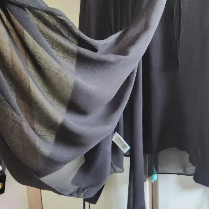 [BUNJANG] ZARA Black Sheer Long Blouse L / 2025자라 ZARA블랙 시스루 고급롱 블라우스L