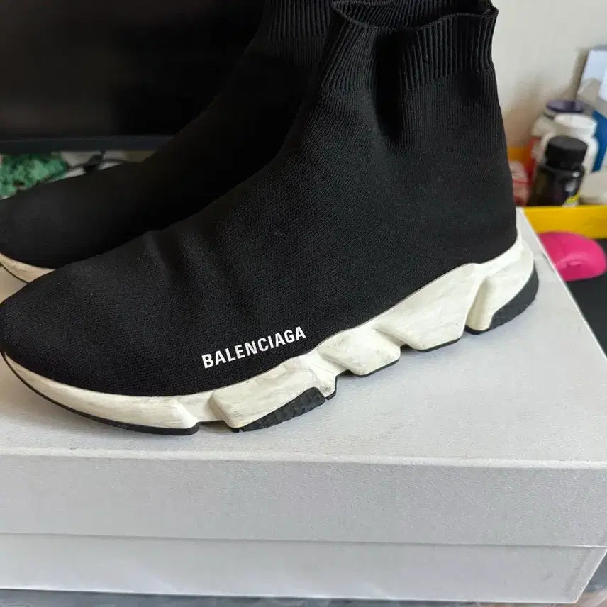 [BUNJANG] Balenciaga Speedrunner 43 Sneakers / 발렌시아가 스피드러너 43