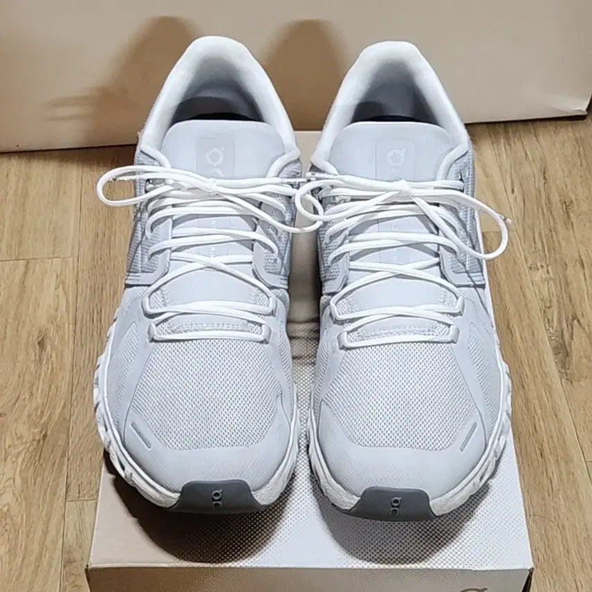[BUNJANG] OnRunning Cloud 6 Glacier White Running Shoes / 온러닝 280 클라우드 6 글레이시어 화이트