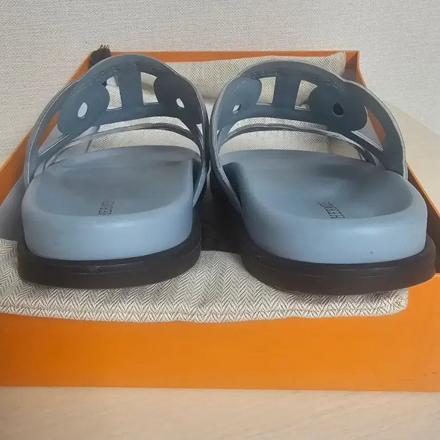 [SOLD OUT] 에르메스 엑스트라 샌들 슬리퍼 블루