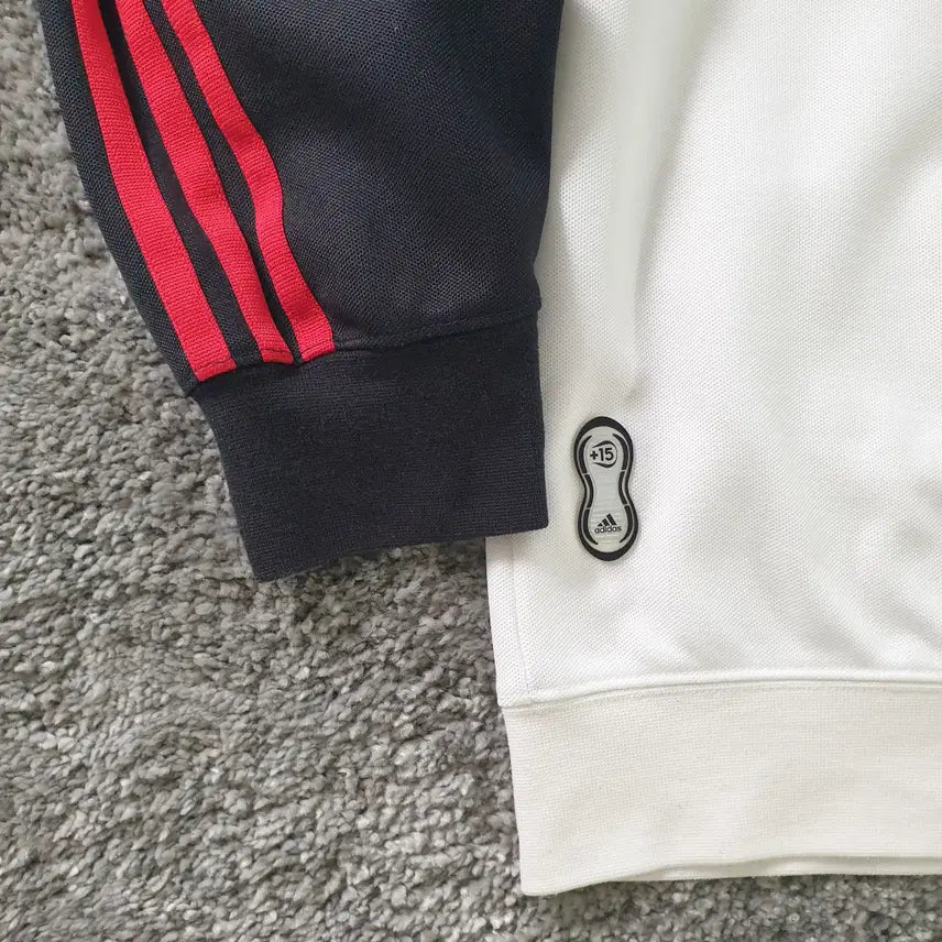 [SOLD OUT] [무료배송] 아디다스 Manchester United 긴팔 맨투맨