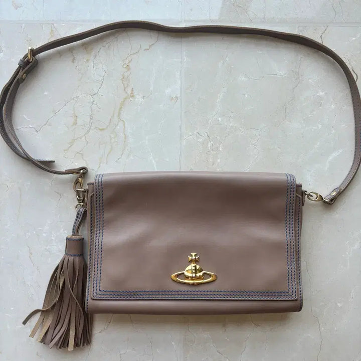 [BUNJANG] Vivienne Westwood Leather Crossbody Bag / Clutch / 비비안 웨스트우드 가죽 크로스백 / 클러치