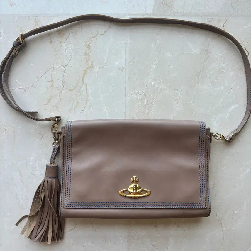 [BUNJANG] Vivienne Westwood Leather Crossbody Bag / Clutch / 비비안 웨스트우드 가죽 크로스백 / 클러치