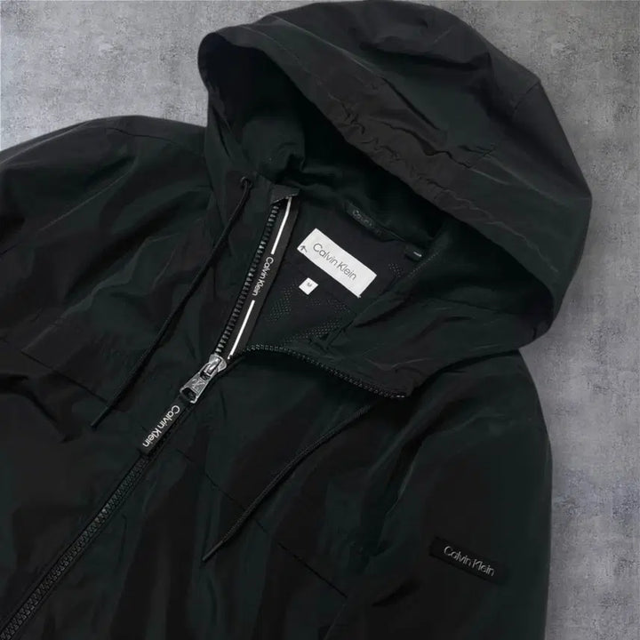 [BUNJANG] Calvin Klein Black Back Logo Hooded Windbreaker Jacket M / 캘빈클라인 블랙 백로고 후드 윈드브레이커 바람막이 M