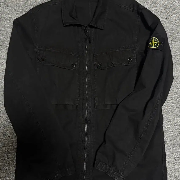 [SOLD OUT] L) 스톤아일랜드 23fw 브러쉬드 오가닉 코튼 오버셔츠 블랙