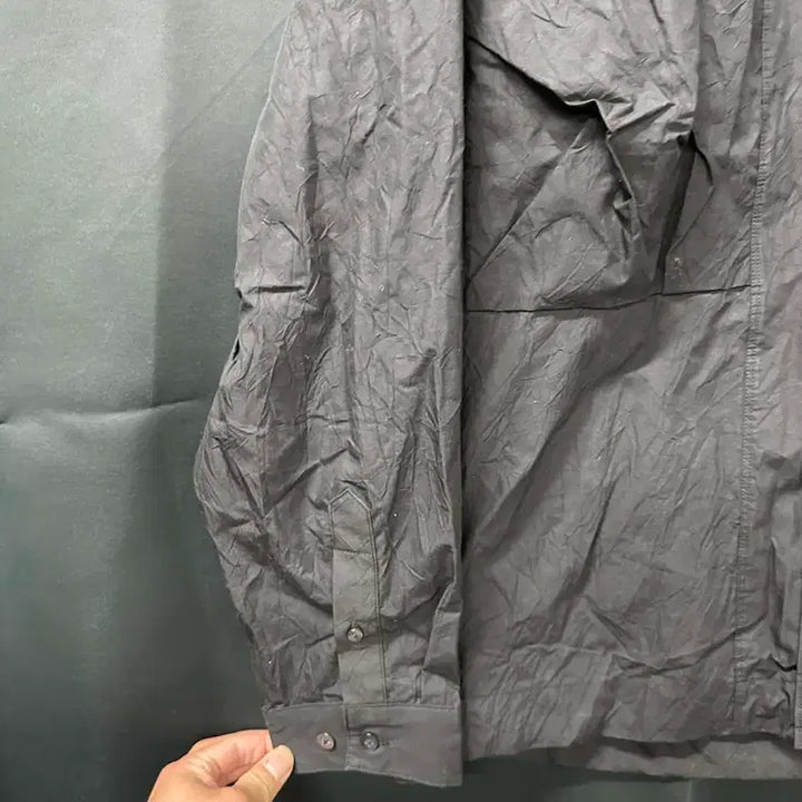 [BUNJANG] COOR Crinkle Pocket Black Shirt / COOR 크링클 포켓 블랙 셔츠