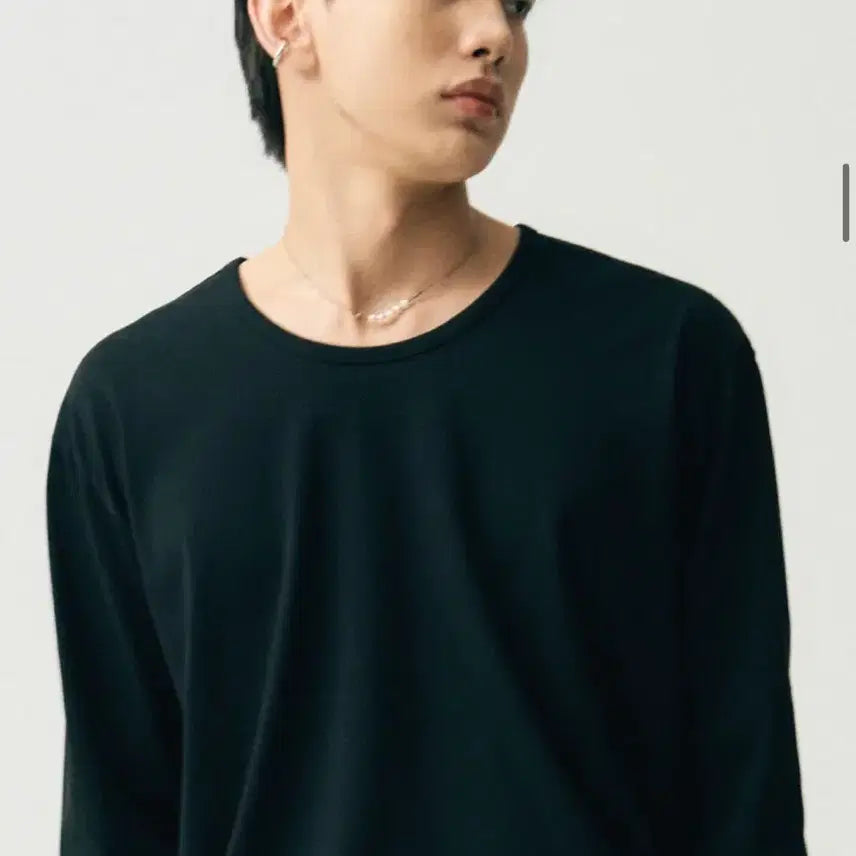 [SOLD OUT] 노이어 실키 블렌디드 U넥 티셔츠 반팔 롱슬리브 긴팔 티셔츠 유핑 민소매