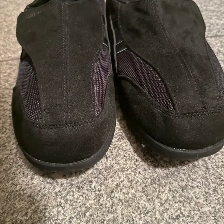 [BUNJANG] Asics Life Walker 010 Black Wide Sneakers / 아식스 라이프워커 010 블랙 - 3E 와이드 275