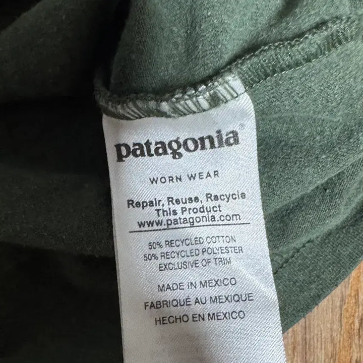 [BUNJANG] Patagonia P-6 Long Sleeve T-Shirt / 파타고니아 P-6 롱슬리브 긴팔 티셔츠 반팔 리스판서빌리티 폴로랄프로렌