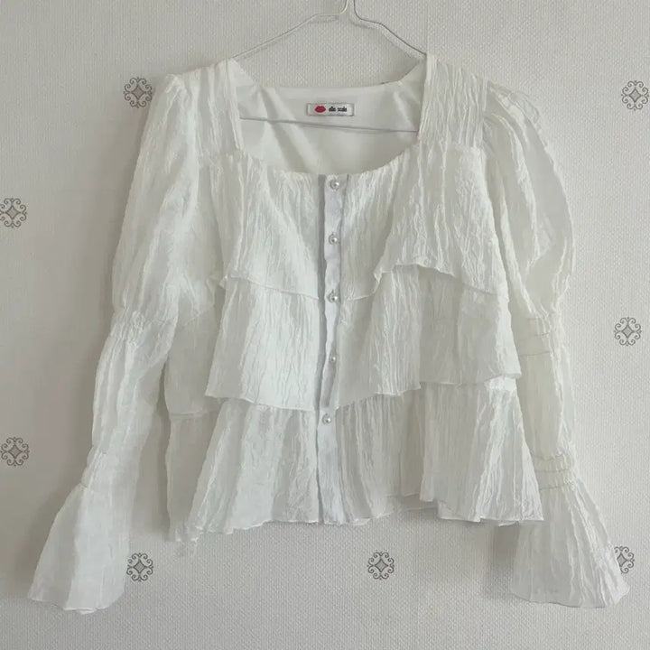 [BUNJANG] Square Neck Frill Blouse / 스퀘어넥 프릴 블라우스