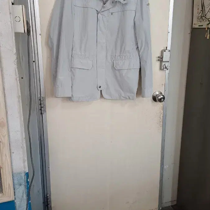 [SOLD OUT] 헤지스남성봄여름자켓100싸이즈