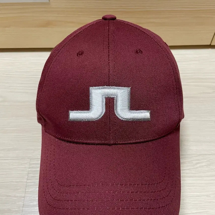 [BUNJANG] J.Lindeberg Burgundy Golf Cap Hat / 제이린드버드 골프웨어 볼캡 모자