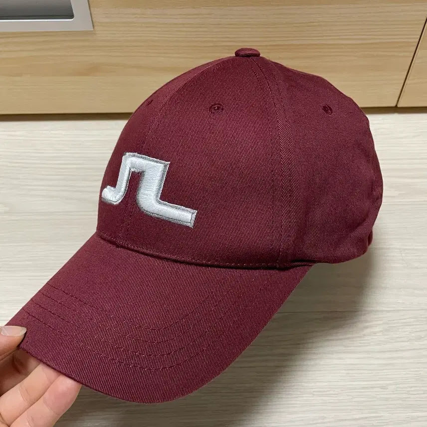 [BUNJANG] J.Lindeberg Burgundy Golf Cap Hat / 제이린드버드 골프웨어 볼캡 모자