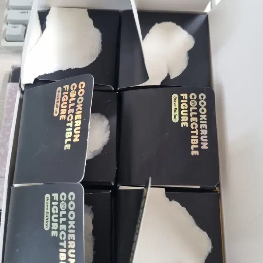 [SOLD OUT] 쿠키런 킹덤 용감한 쿠키 피규어 6종 일괄로만 판매합니다.