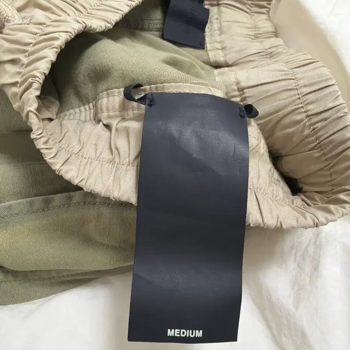 [BUNJANG] Fear Of God 7th Military Cargo Pants Army Green / Fear Of God 7TH 밀리터리 카고팬츠 아미 그린