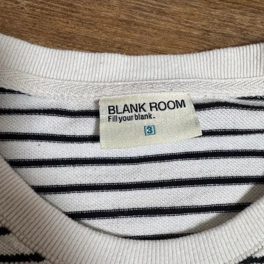 [BUNJANG] Blankroom Pique Striped Long Sleeve T-Shirt / 블랭크룸 피케 스트라이프 롱슬리브 티셔츠 긴팔 반팔 러프사이드 무신사