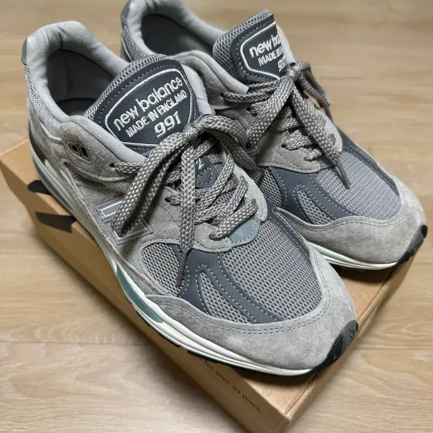 [BUNJANG] New Balance 991 V2 Made in UK Alloy Silver Sneakers / [265] 뉴발란스 991 V2 메이드인 UK 알로이 실버