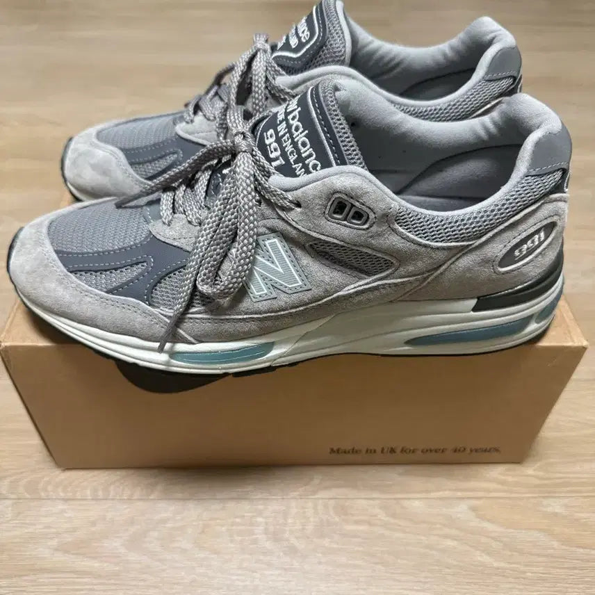 [BUNJANG] New Balance 991 V2 Made in UK Alloy Silver Sneakers / [265] 뉴발란스 991 V2 메이드인 UK 알로이 실버