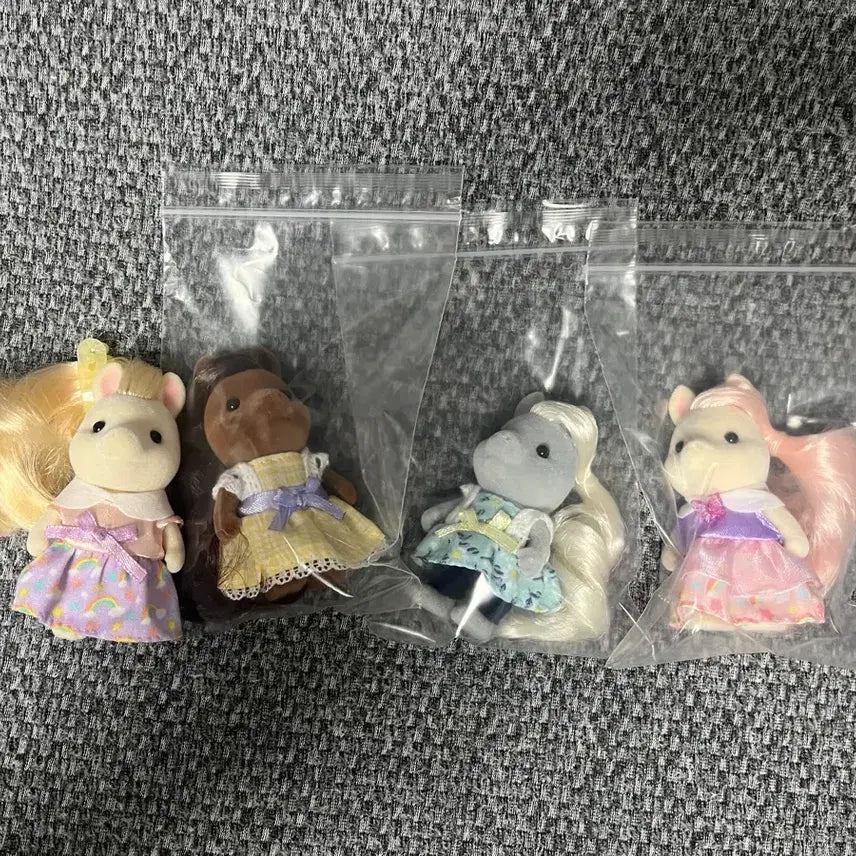 [BUNJANG] Sylvanian Families Pony Girl Bundle Set / 실바니안 포니 소녀 일괄