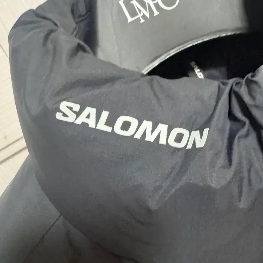 [BUNJANG] Salomon Cross Down Vest Padded Lightweight Vest / 살로몬 크로스 다운 베스트 조끼 패딩 경량 등산 노스페이스 케일 무신사