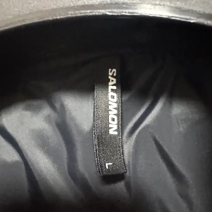 [BUNJANG] Salomon Cross Down Vest Padded Lightweight Vest / 살로몬 크로스 다운 베스트 조끼 패딩 경량 등산 노스페이스 케일 무신사