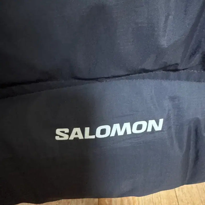 [BUNJANG] Salomon Cross Down Vest Padded Lightweight Vest / 살로몬 크로스 다운 베스트 조끼 패딩 경량 등산 노스페이스 케일 무신사