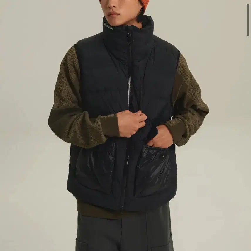 [BUNJANG] Salomon Cross Down Vest Padded Lightweight Vest / 살로몬 크로스 다운 베스트 조끼 패딩 경량 등산 노스페이스 케일 무신사
