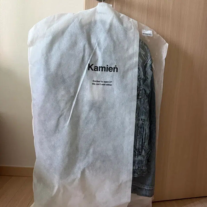 [BUNJANG] Kamien Denim Trucker Jacket Size 3 / 카미엔 청자켓 트러커 3사이즈
