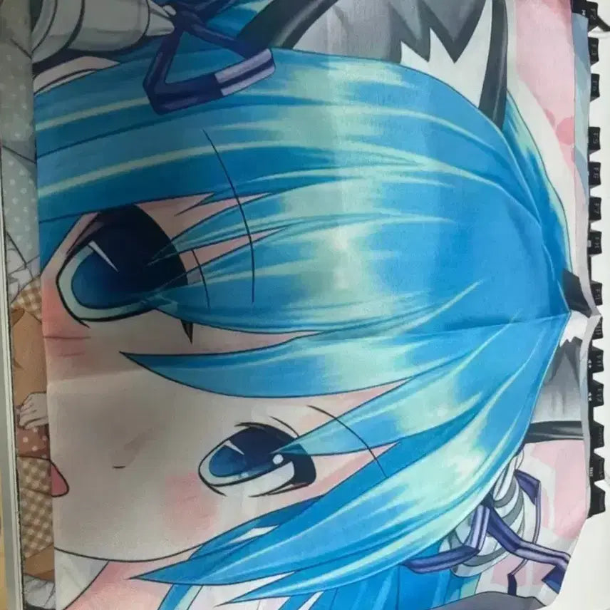 [BUNJANG] Hatsune Miku Tapestry Poster (Sealed) / 미개봉 미소녀 하츠네 미쿠 테피스트리 포스터 판매합니다