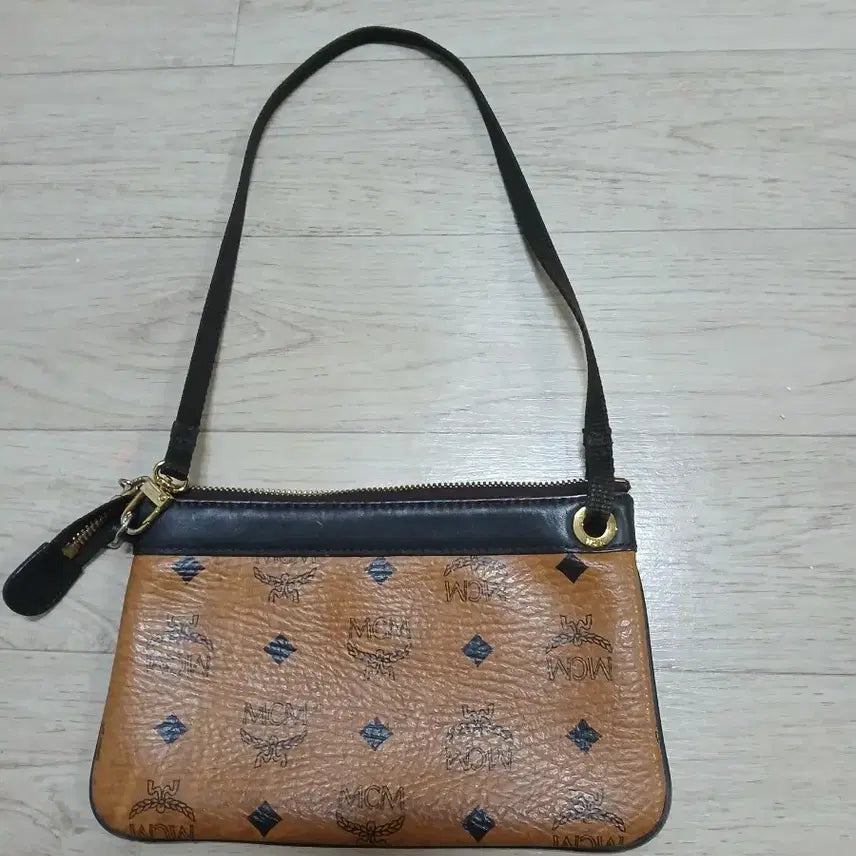 [BUNJANG] MCM Vintage Mini Shoulder Bag Brown / MCM 빈티지 미니 숄더백 브라운