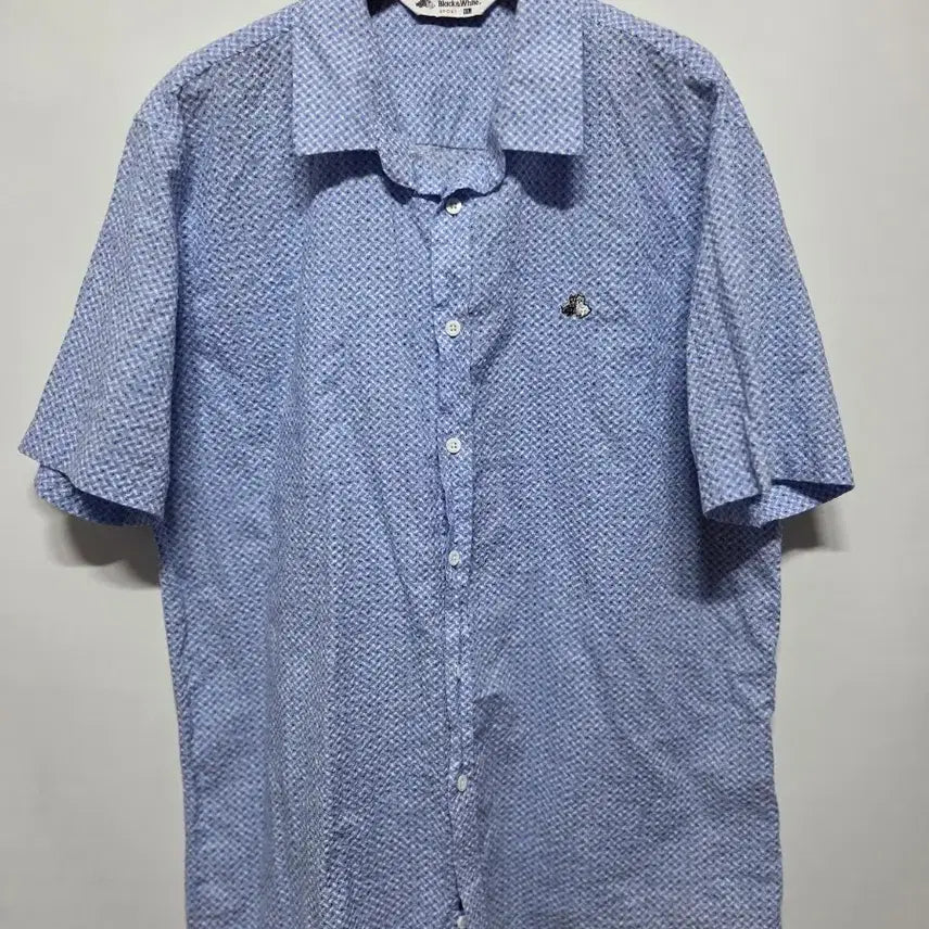 [BUNJANG] EL Black&amp;White Blue Pattern Short Sleeve Shirt Size 110 / (EL) 110  Black&amp;White 블루 패턴 반팔 셔츠