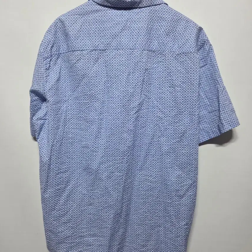 [BUNJANG] EL Black&amp;White Blue Pattern Short Sleeve Shirt Size 110 / (EL) 110  Black&amp;White 블루 패턴 반팔 셔츠